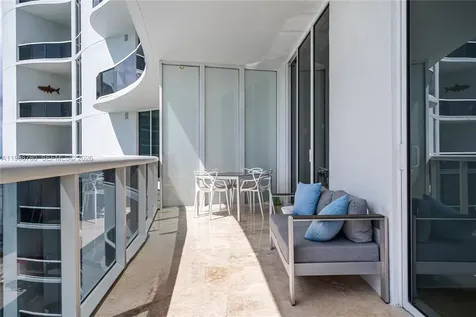 16001 Collins Avenue Sunny Isles Beach FL 33160