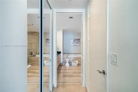 16001 Collins Avenue Sunny Isles Beach FL 33160