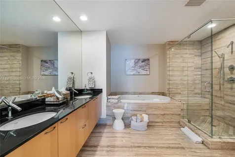 16001 Collins Avenue Sunny Isles Beach FL 33160