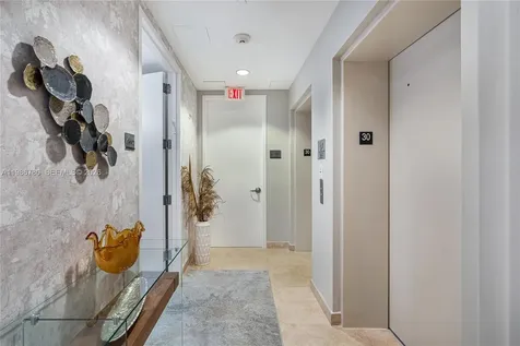 16001 Collins Avenue Sunny Isles Beach FL 33160