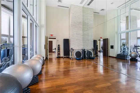 16001 Collins Avenue Sunny Isles Beach FL 33160