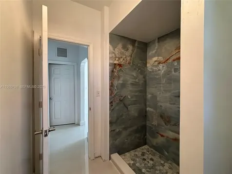 521 NW 48th Street Miami FL 33127
