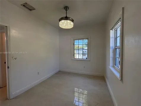 521 NW 48th Street Miami FL 33127