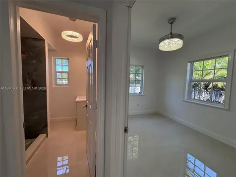 521 NW 48th Street Miami FL 33127