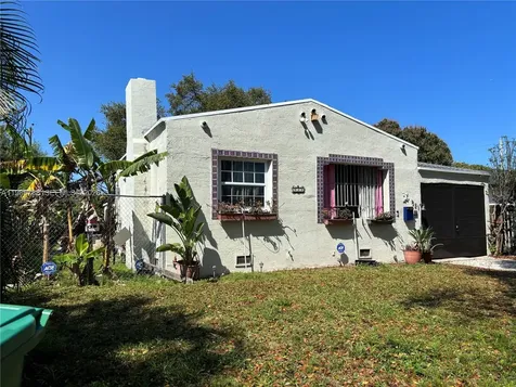 521 NW 48th Street Miami FL 33127
