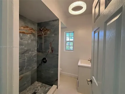 521 NW 48th Street Miami FL 33127