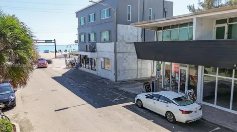 Qsr- Beachside Restaurant For Sale Fort Lauderdale FL 33304