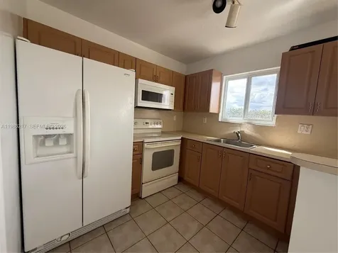 940 NE 33 Terrace Homestead FL 33033