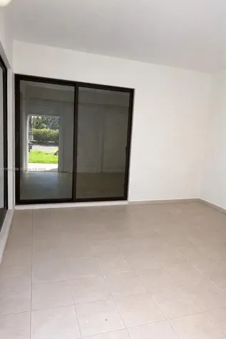220 Lakeview Drive Weston FL 33326