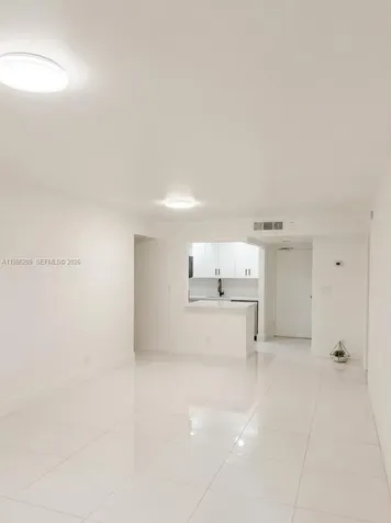 220 Lakeview Drive Weston FL 33326