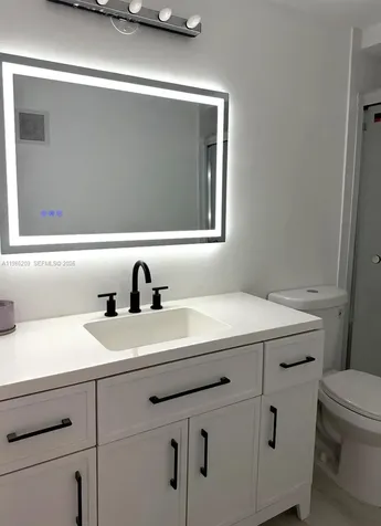 220 Lakeview Drive Weston FL 33326