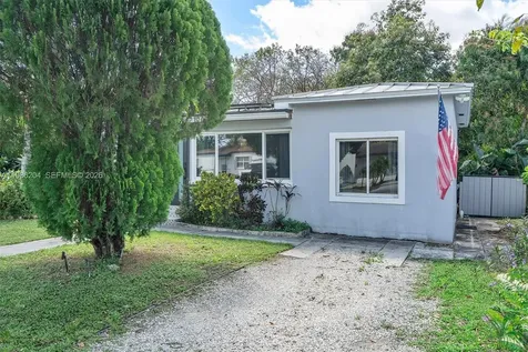 74 NW 117th Street Miami FL 33168