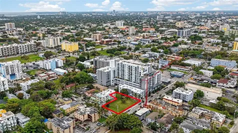 244 NW 7th Avenue Miami FL 33128