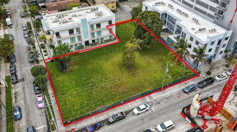 244 NW 7th Avenue Miami FL 33128