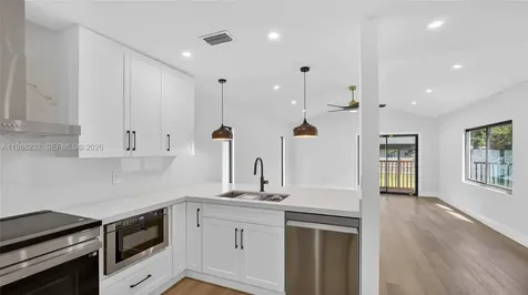 3135 SW 7th Street Miami FL 33135