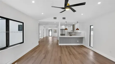 3135 SW 7th Street Miami FL 33135