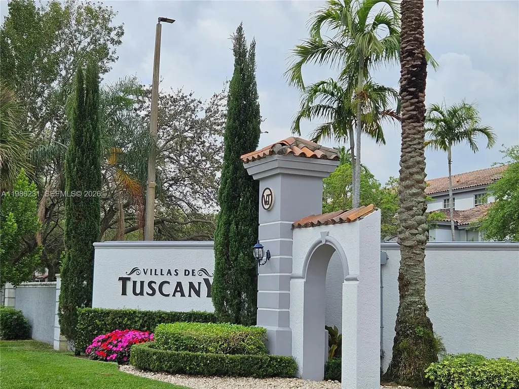 751 SW 148th Avenue Sunrise FL 33325