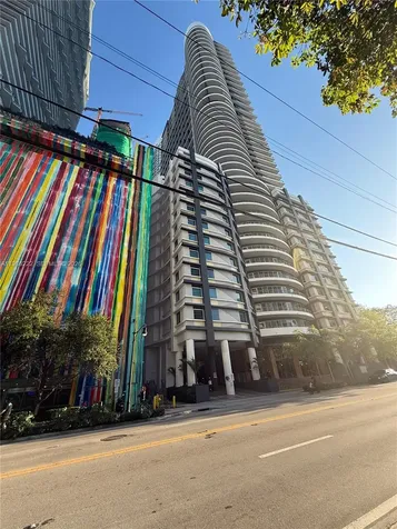 60 SW 13th Street Miami FL 33130