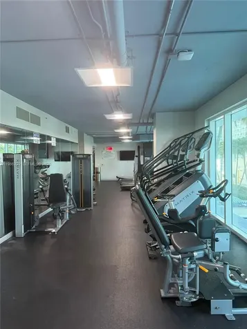 60 SW 13th Street Miami FL 33130