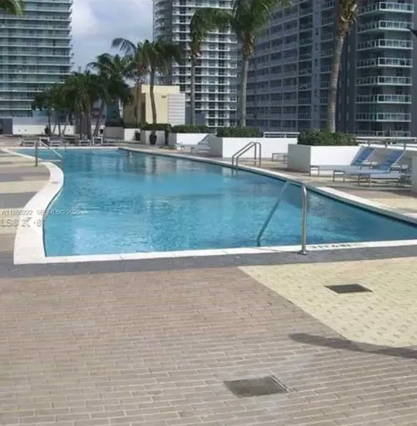 60 SW 13th Street Miami FL 33130