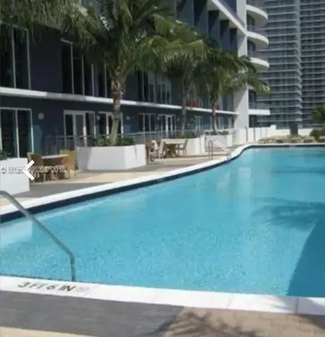 60 SW 13th Street Miami FL 33130