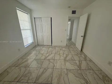 10393 N Kendall Drive Miami FL 33176