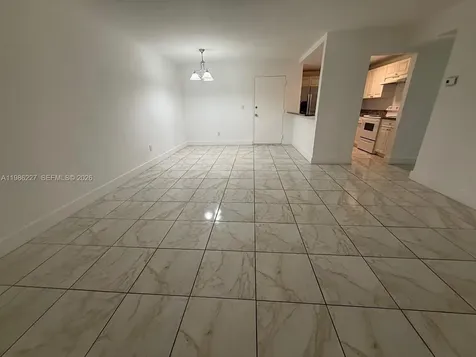10393 N Kendall Drive Miami FL 33176
