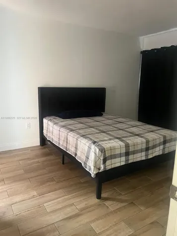 6620 W 2nd Court Hialeah FL 33012