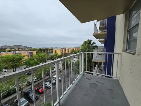 801 NW 47th Avenue Miami FL 33126