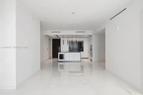 300 Biscayne Boulevard Way Miami FL 33131