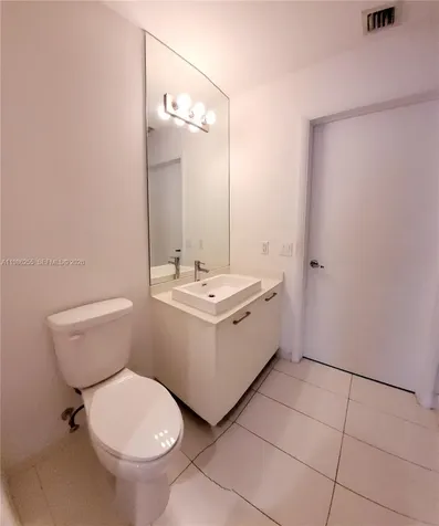 151 SE 1st Street Miami FL 33131