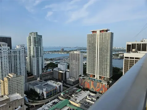 151 SE 1st Street Miami FL 33131