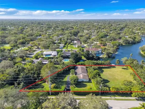 12950 SW 67th Avenue Pinecrest FL 33156
