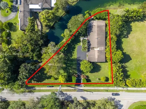 12950 SW 67th Avenue Pinecrest FL 33156