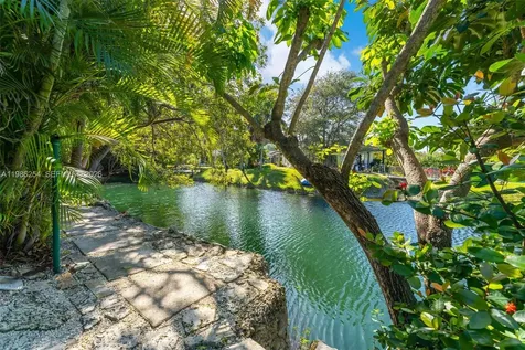 12950 SW 67th Avenue Pinecrest FL 33156