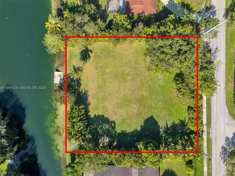 12950 SW 67th Avenue Pinecrest FL 33156