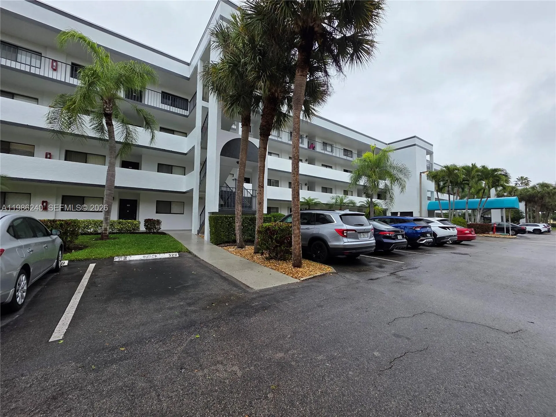 4725 Lucerne Lakes Boulevard E Lake Worth FL 33467