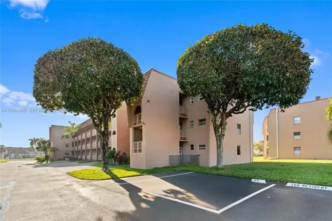 9540 Sunrise Lakes Boulevard Sunrise FL 33322
