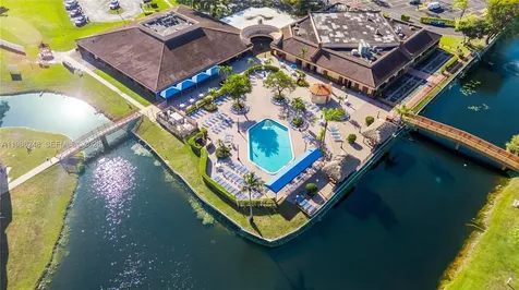 9540 Sunrise Lakes Boulevard Sunrise FL 33322