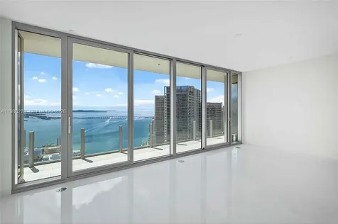 300 Biscayne Blvd Way Miami FL 33131