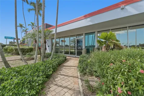 2950 N 28th Terrace Hollywood FL 33020