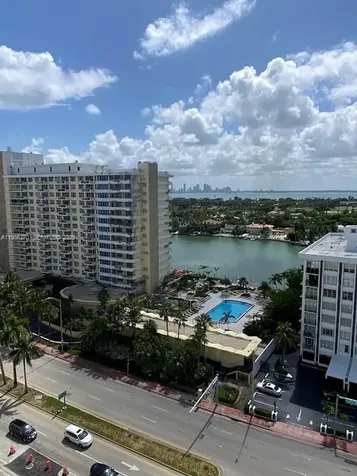 5601 Collins Avenue Miami Beach FL 33140