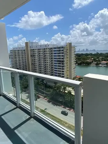 5601 Collins Avenue Miami Beach FL 33140