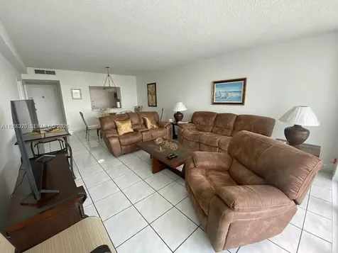 5601 Collins Avenue Miami Beach FL 33140