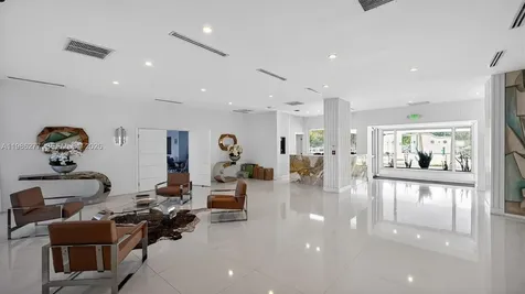 6450 Collins Avenue Miami Beach FL 33141