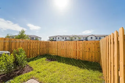 2620 SE 28th Drive Homestead FL 33035