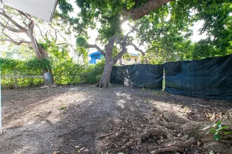 1812 NW 64th Street Miami FL 33147