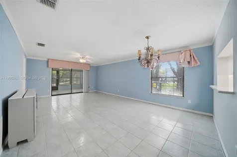 2130 Elm Street Clearwater FL 34698