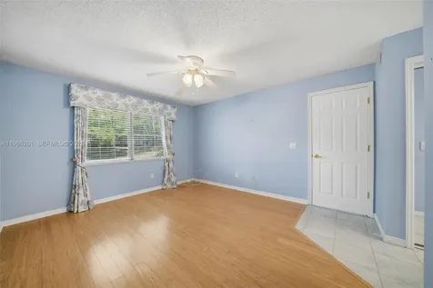 2130 Elm Street Clearwater FL 34698