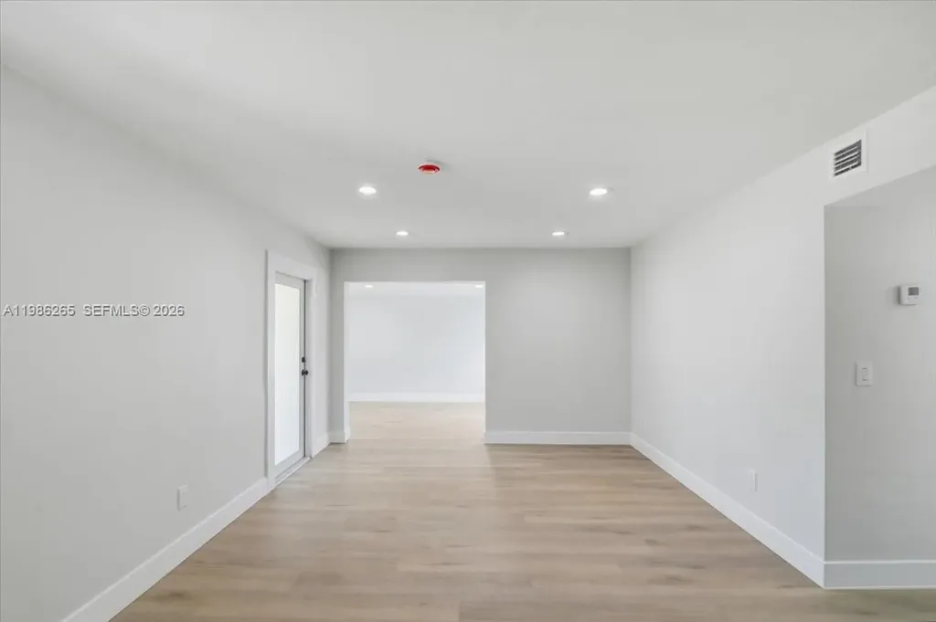 1400 NE 43rd Court Pompano Beach FL 33064